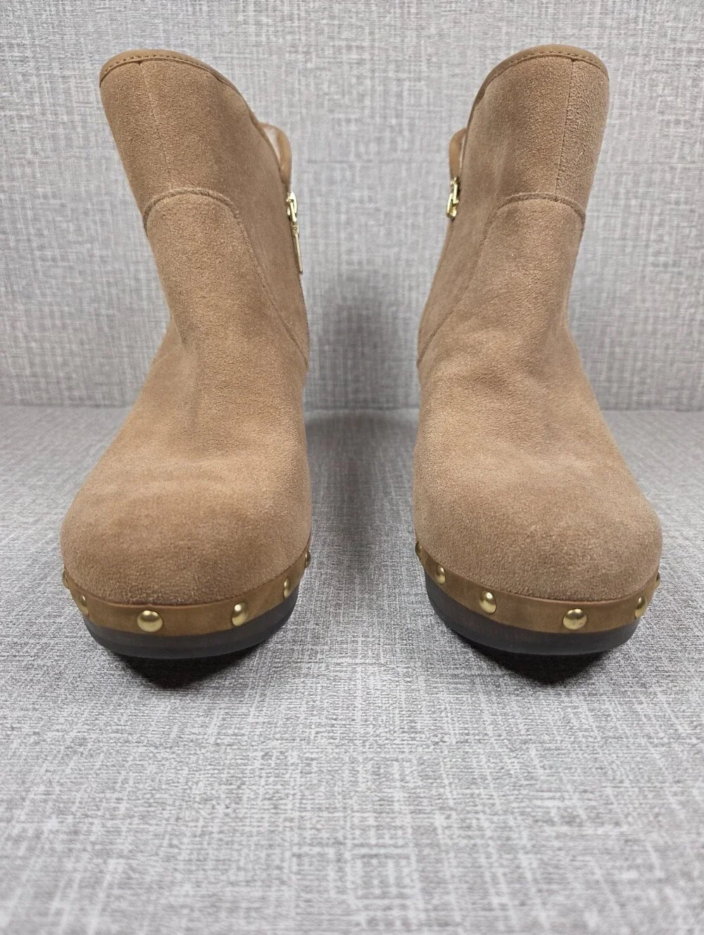 UGG retail height